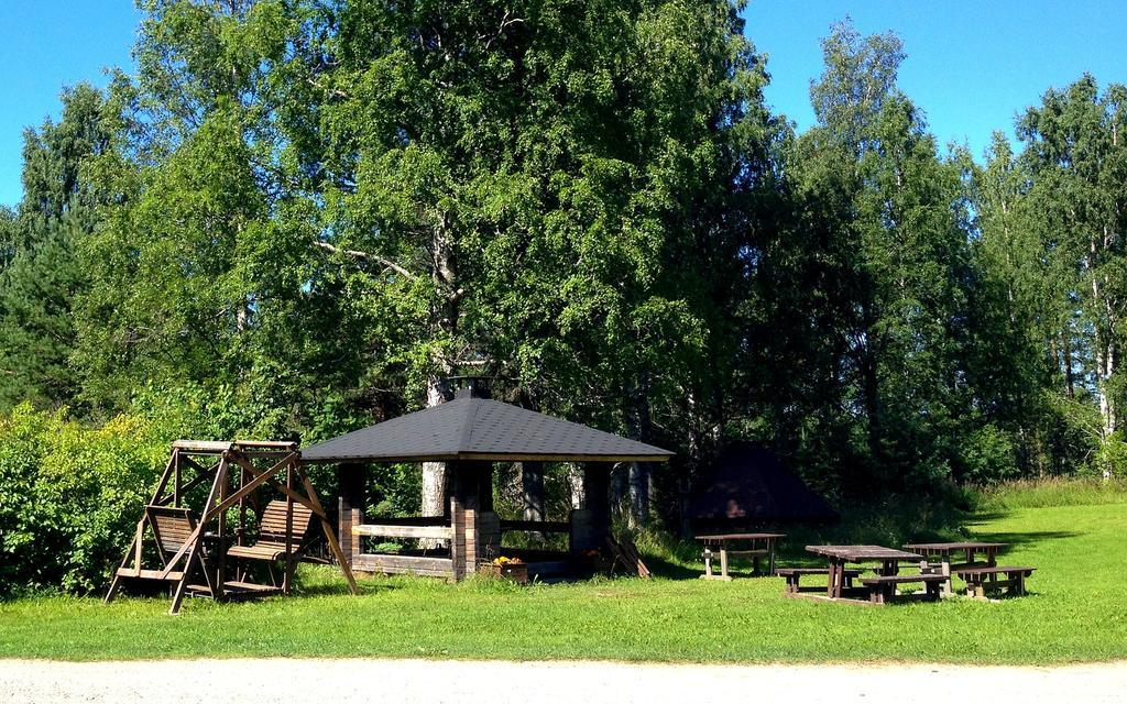 Vanhan Koulun Majatalo-Old School Guest House Koli  Exterior photo